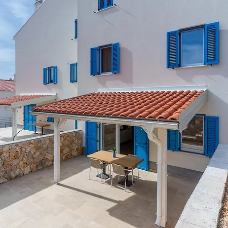 Apartment Blue Monstera Cres Exterior photo